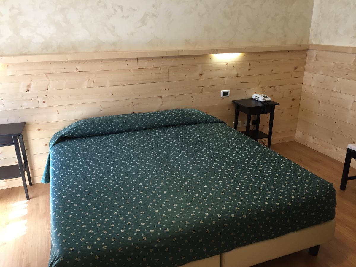 Hotel Al Garibaldino Posina Zewnętrze zdjęcie